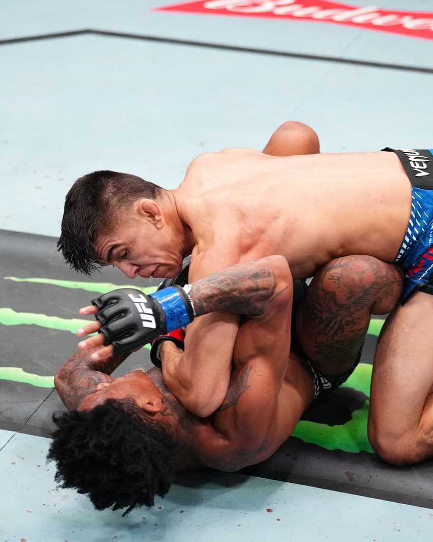 Bautista dominou LokDog no UFC Vegas (Reprodução Instagram UFC)