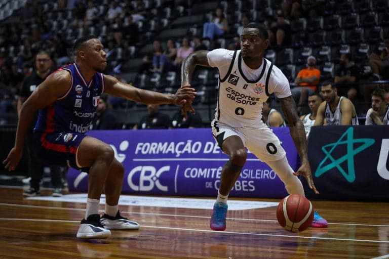 Corinthians venceu o Fortaleza jogando em casa pelo NBB