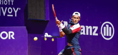 O chileno Alejandro Tabilo em uma das vitórias em Buenos Aires (Divulgação)