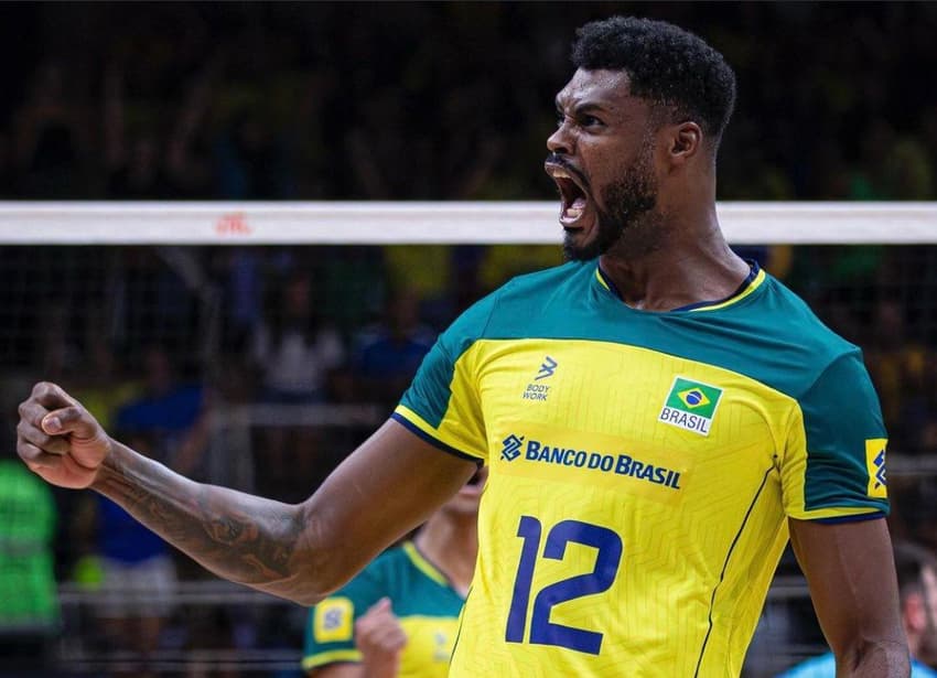 Isac Viana pela Seleção Brasileira de vôlei (Foto: Reprodução X)