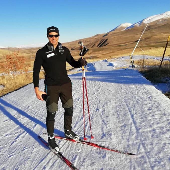 Pita Taufatofua competiu nos Jogos Olímpicos de Inverno no esqui cross-country
