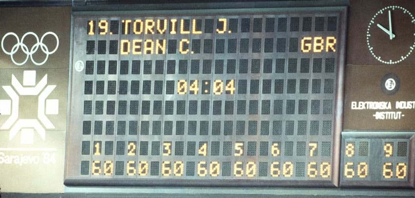 Jayne Torvill e Christopher Dean receberam 12 notas seis em Sarajevo