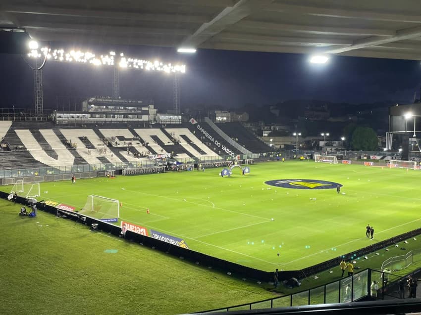 Vasco x Chapecoense em São Januário pelo Brasileirão 2026