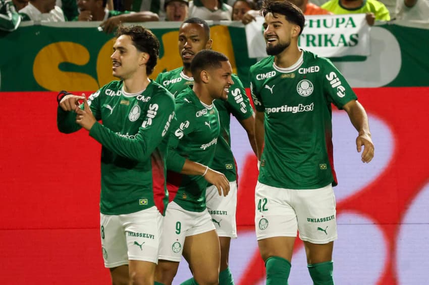 Maurício comemora gol em Palmeiras x São Paulo (Foto: Leco Viana/TheNews2)