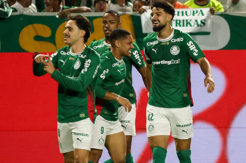 Maurício comemora gol em Palmeiras x São Paulo (Foto: Leco Viana/TheNews2)