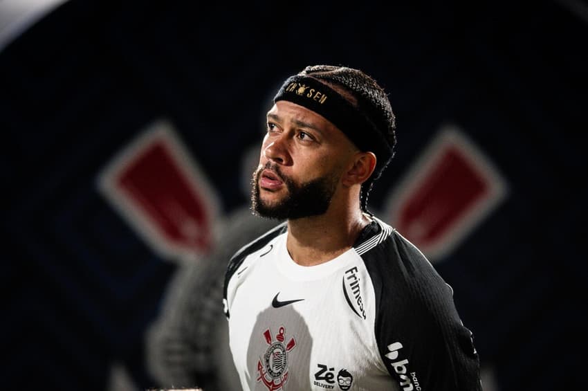 Memphis busca primeiro gol na temporada (Foto: Rebeca Schumacker/Agência Enquadrar/Gazeta Press)