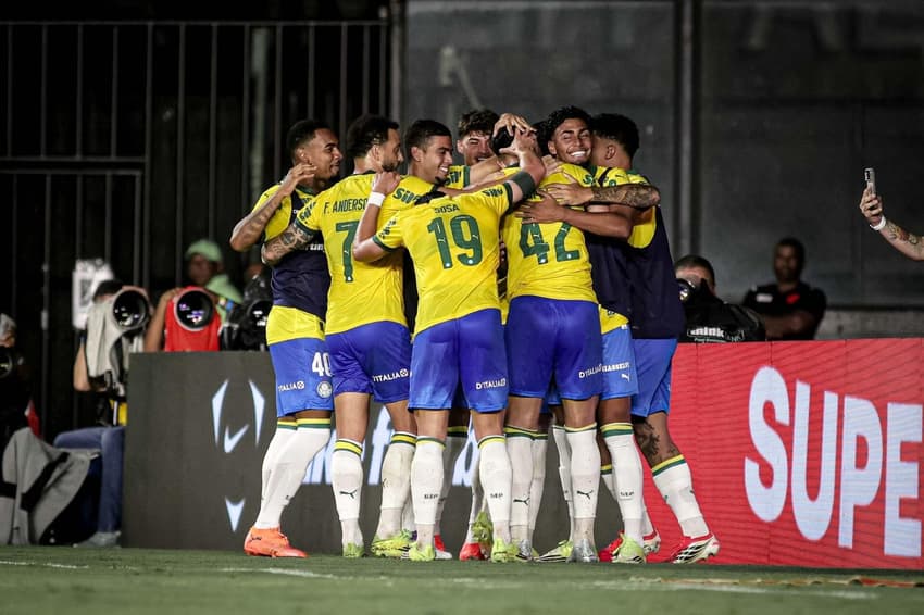 Time do Palmeiras comemora gol contra o Vasco (Thiego Mattos/Pera Photo Press)