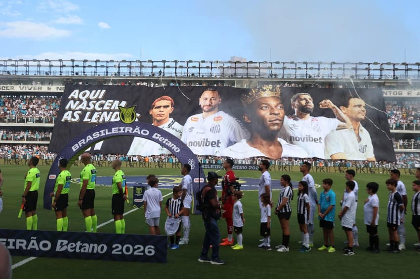 Santos duela com o Corinthians na tarde deste domingo (15), na Vila Belmiro. (Foto: Giuliano Rodrigues/Pera Photo Press)