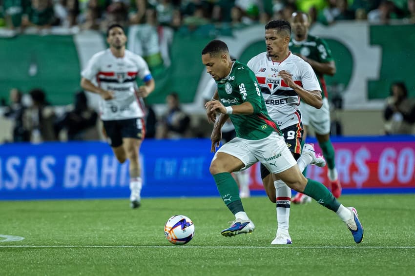 Vitor Roque do Palmeiras e Lucas Ramon do São Paulo