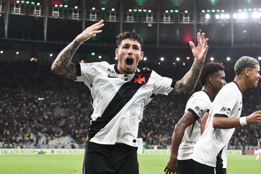 Saldivia na partida entre Vasco e Fluminense (Foto: Alexandre DurÃ£o/ZIMEL PRESS)