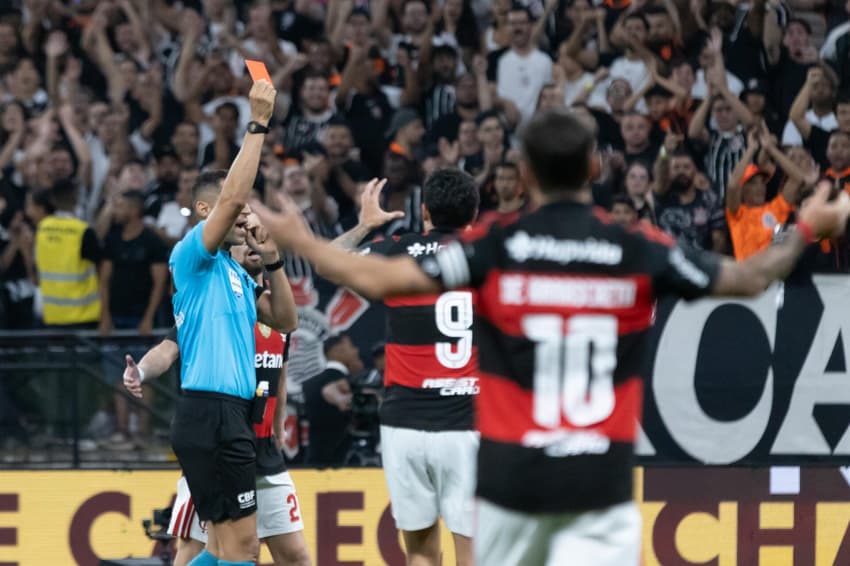 Corinthians x Flamengo, partida válida pelo rodada do Campeonato Brasileiro (Foto: MARCUS ANGELO/Gazeta Press)