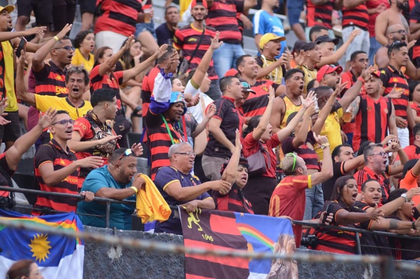 Torcida do Sport na partida contra o ABC pela Copa do Nordeste
