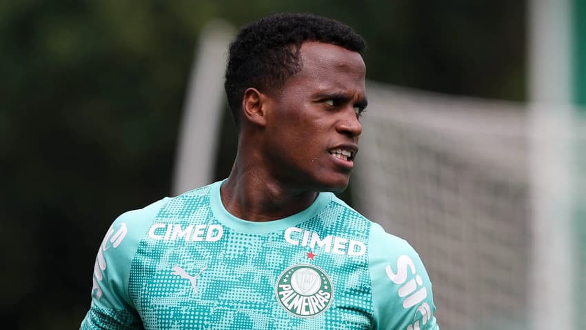 Arias durante treinamento do Palmeiras (Foto: Cesar Greco/Palmeiras)