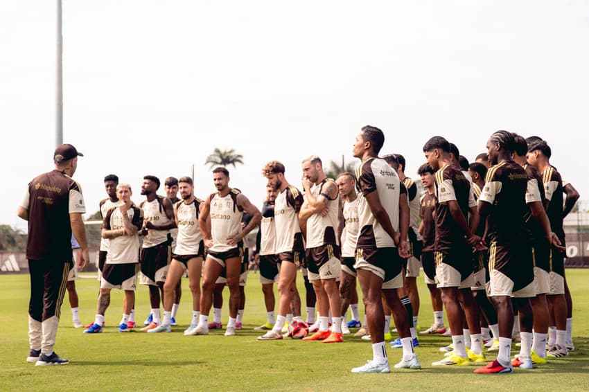 Elenco flamengo treino
