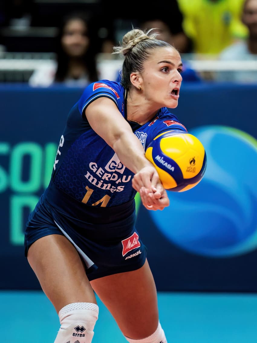 Hilary Johnson em ação pelo Minas na Superliga Feminina (Foto: Hedgard Moraes/Minas Tênis Clube)