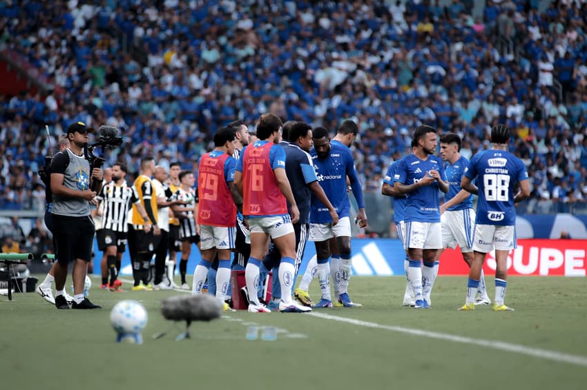 Cruzeiro x Santos no Mineirão (Foto: Gustavo Aleixo/Cruzeiro)