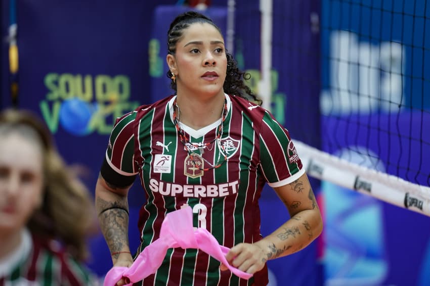Ariane em ação pelo Fluminense na Superliga Feminina (Foto: Marcelo Gonçalves/FFC)