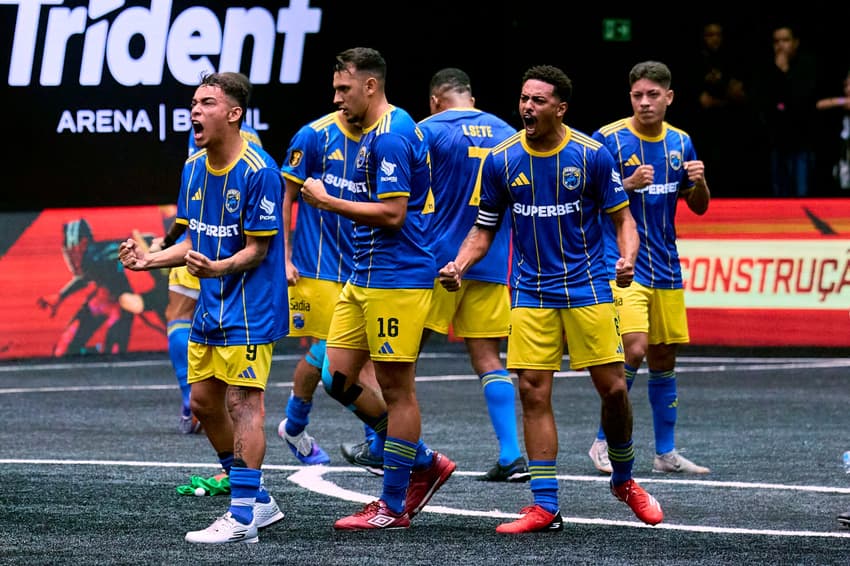 Dendele venceu o Podpah Funkbol na primeira rodada da Kings League nos shootouts após empate por 3 a 3 no tempo regulamentar (Foto: Reprodução / Instagram)