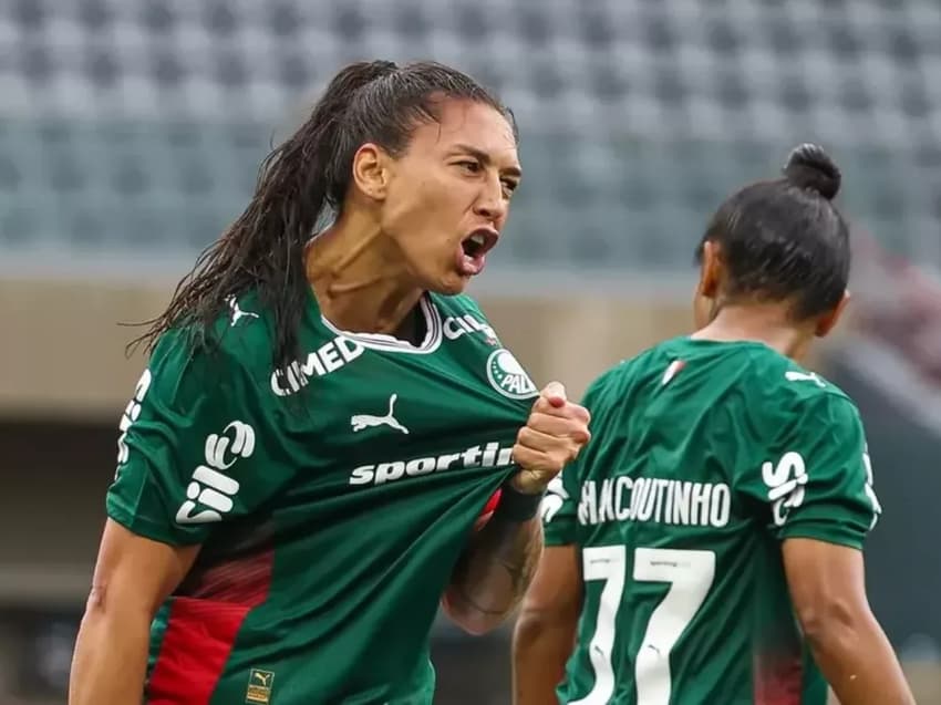 Bia Zaneratto vibra após marcar pelo Palmeiras. (Foto Fabio MenottiPalmeirasby Canon)