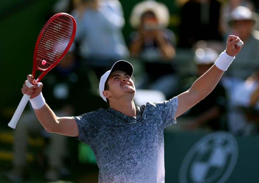 João Fonseca na vitória sobre Karen Khachanov em Indian Wells (Foto: Harry How /AFP)