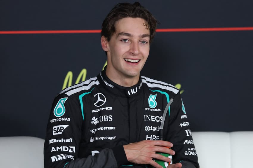 George Russell participa de coletiva após a vitória da Mercedes no GP da Austrália de Fórmula 1 em Albert Park. (Foto: Martin Keep/AFP)