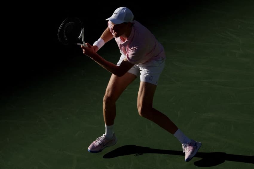 O italiano Jannik Sinner na vitória sobre o canadense Denis Shapovalov em Indian Wells (Foto: Matthew Stockman/AFP)