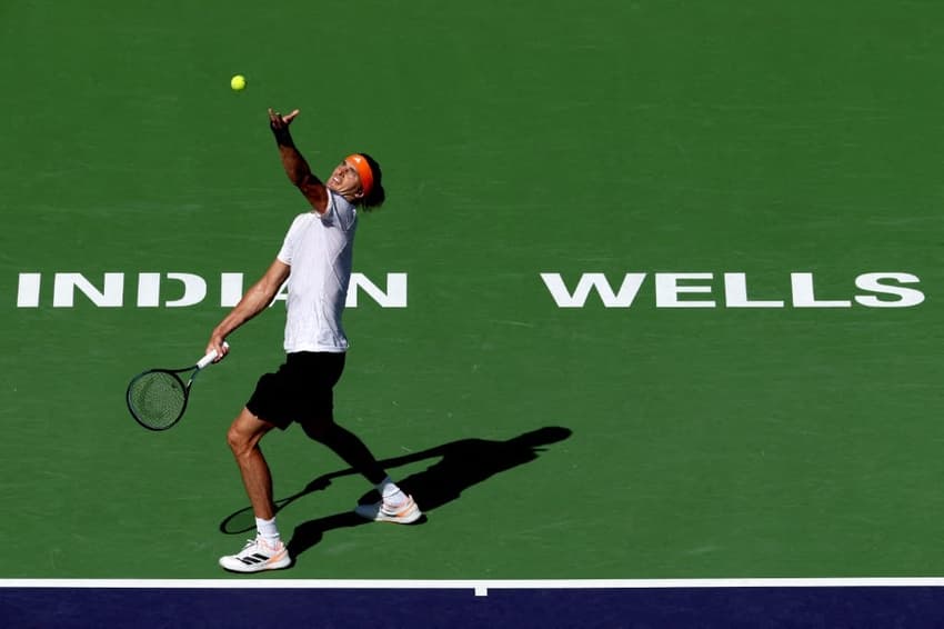 O alemão Alexander Zverev na vitória sobre o francês Arthur Fils (Foto: Matthew Stockman/AFP)