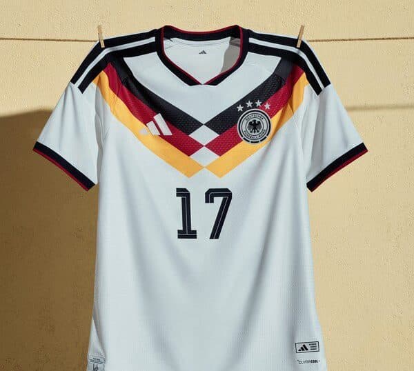 Alemanha - Uniforme I (Foto: Divulgação)