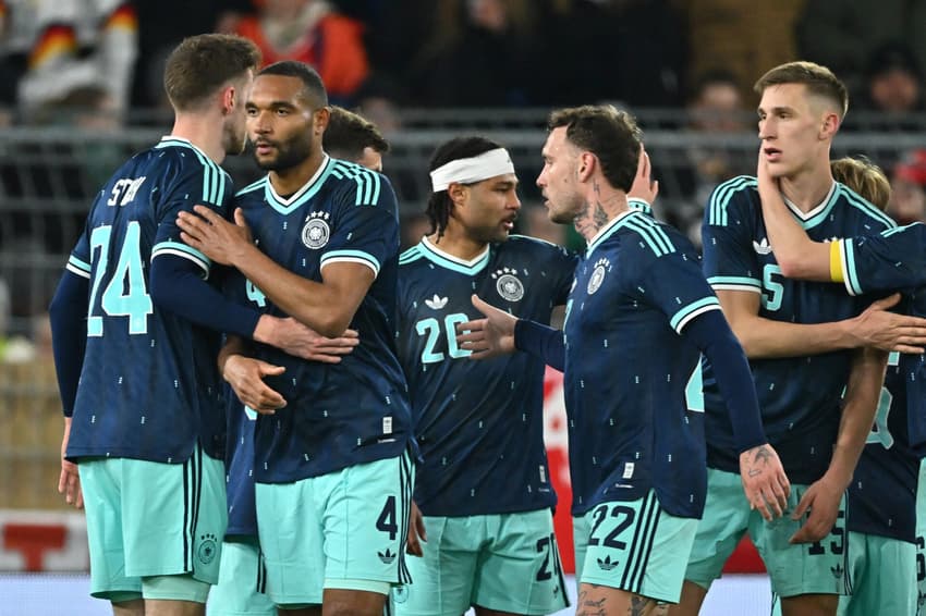 A Alemanha encara Gana em um amistoso (Foto: Fabrice COFFRINI / AFP)