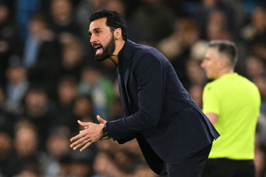 Arbeloa no comando do Real Madrid (Foto: Oli Scarff/AFP)