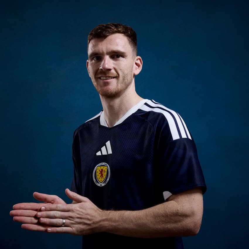 Escócia - Uniforme I (Foto: Divulgação)