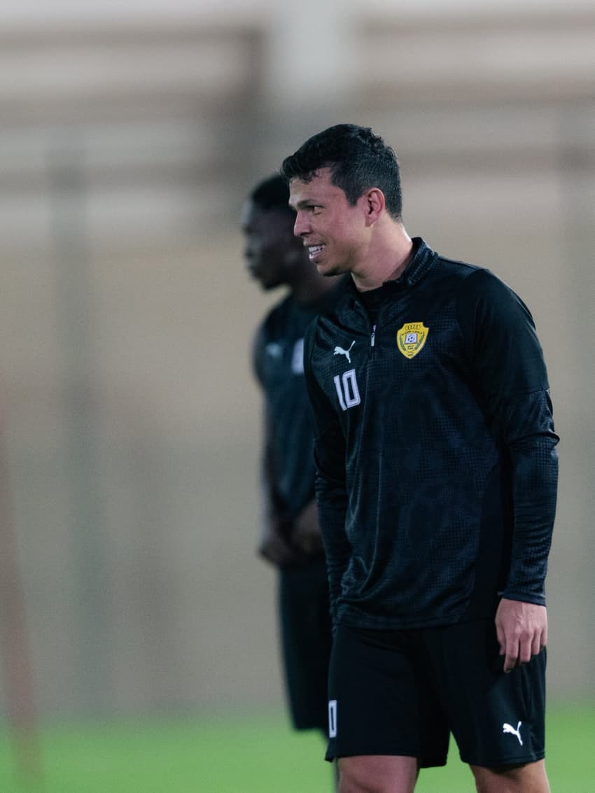 Fábio Lima em treino do Al-Wasl, dos Emirados Árabes
