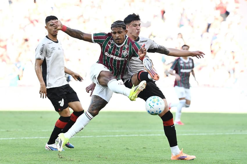 Fluminense x Athletico-PR (Foto: Alexandre DurÃ£o/Zimel Press/Gazeta Press) 