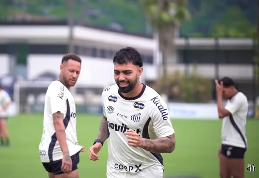 Gabigol fez trabalho separado do elenco no CT Rei Pelé