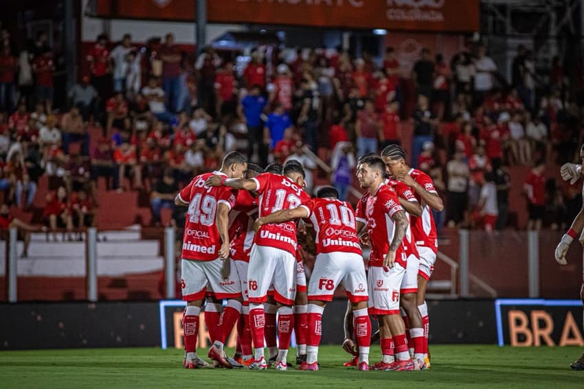 Vila Nova disputa a Série B do Brasileira (Foto: Divulgação)