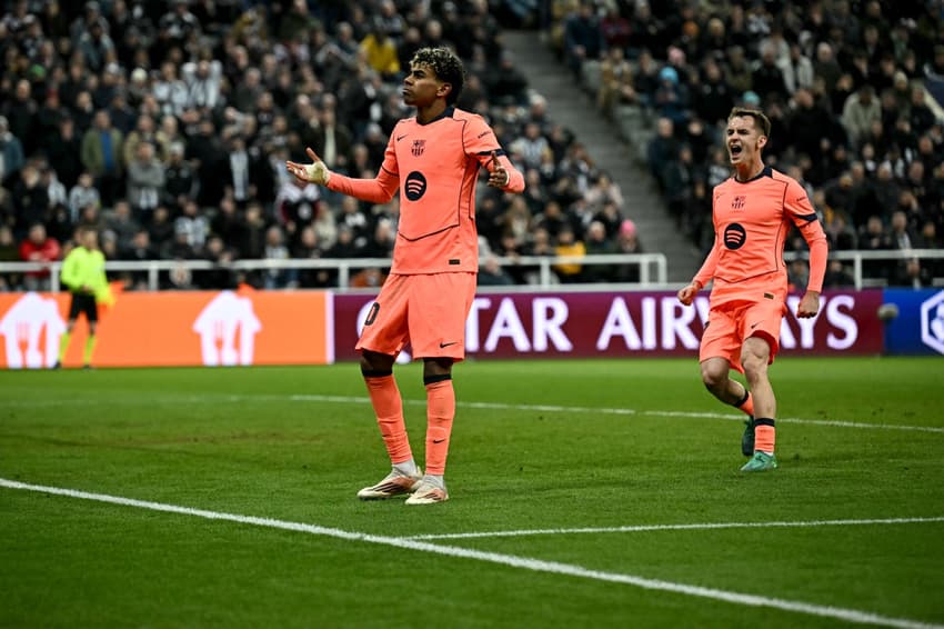 Newcastle e Barcelona empataram por 1 a 1 pela Champions League (Foto: Paul ELLIS / AFP)