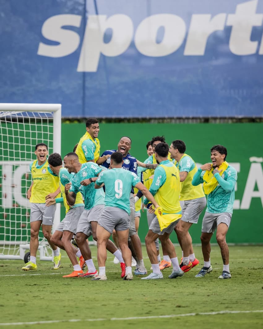 Elenco do Palmeiras treina na Academia de Futebol antes de viajar para Catanduva, no interior de São Paulo. (Foto: Divulgação/ Palmeiras)