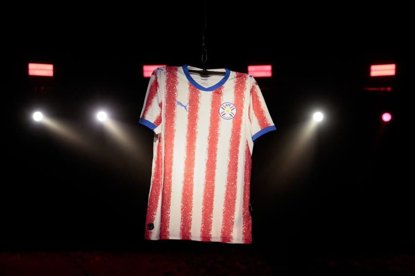 Paraguai - Uniforme I (Foto: Divulgação)