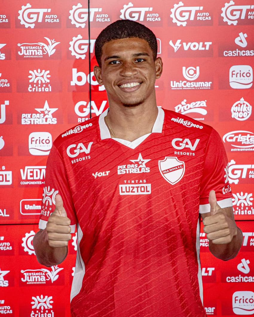 Caio Marcelo em sua apresentação no Vila Nova (Foto: Divulgação/Vila Nova)