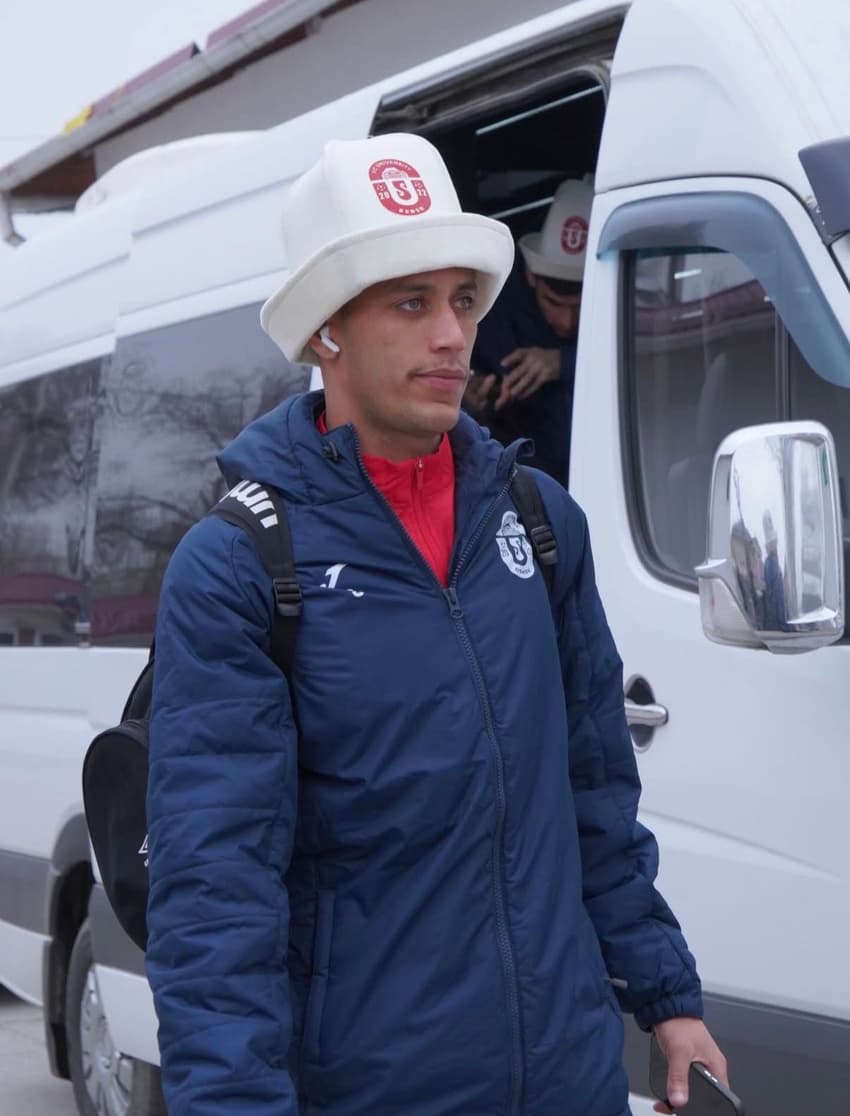 Yuri Silva, jogador do FC OshMU (Foto: Divulgação)