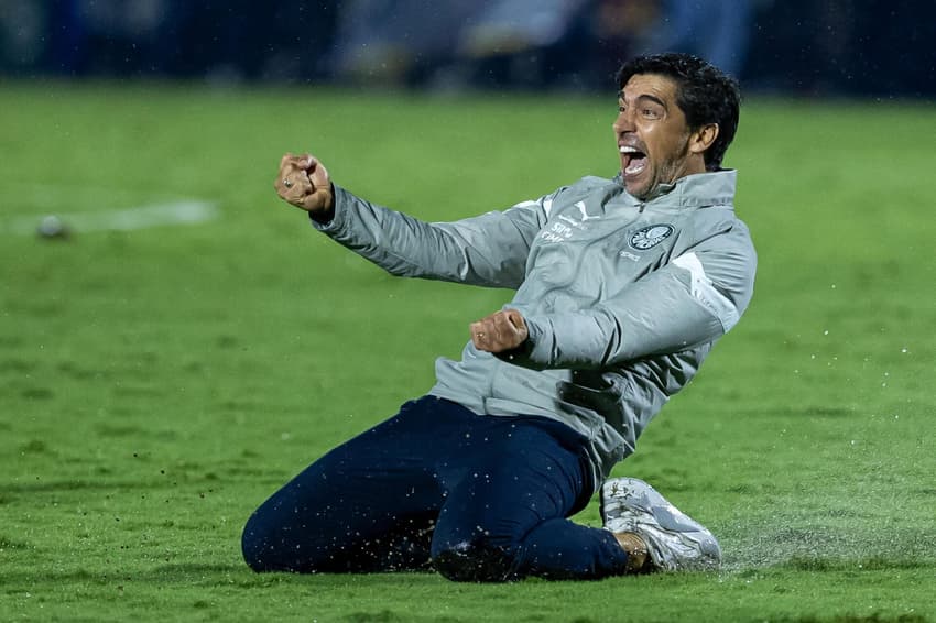 Novorizontino x Palmeiras: Abel Ferreira comemora após a partida válida pelo jogo de volta da final do Campeonato Paulista de 2026 (Foto: Léo Barrilari/Gazeta Press)