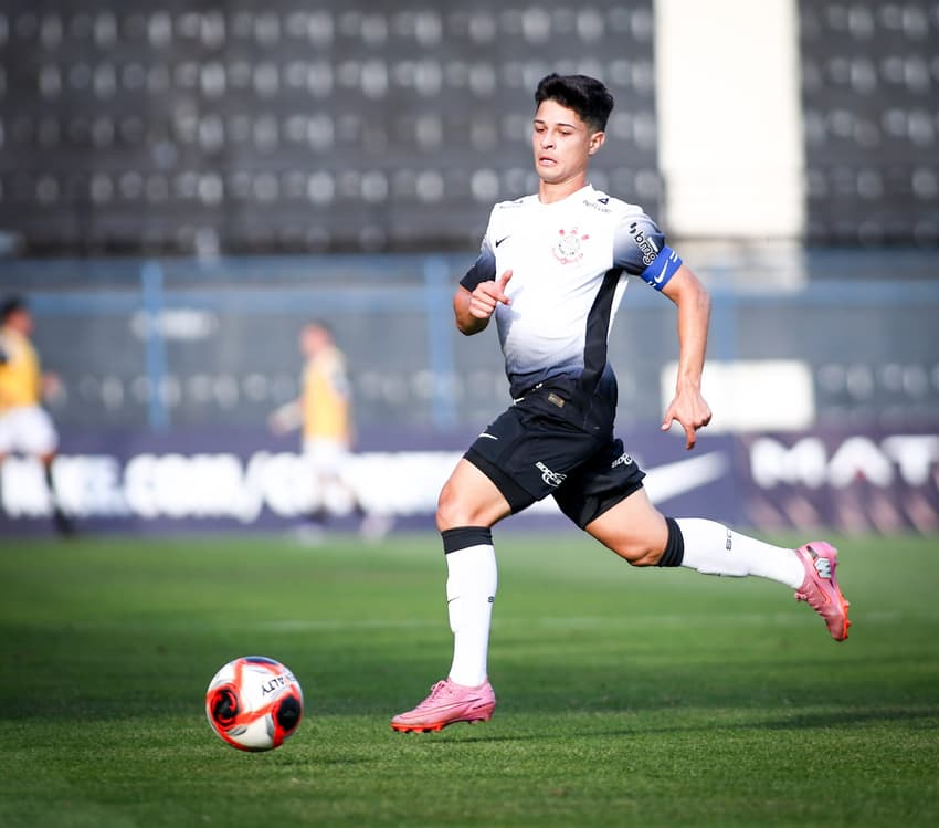 Gabriel Caipira era um dos líderes da base (Foto: Rodrigo Gazzanel / Agência Corinthians)