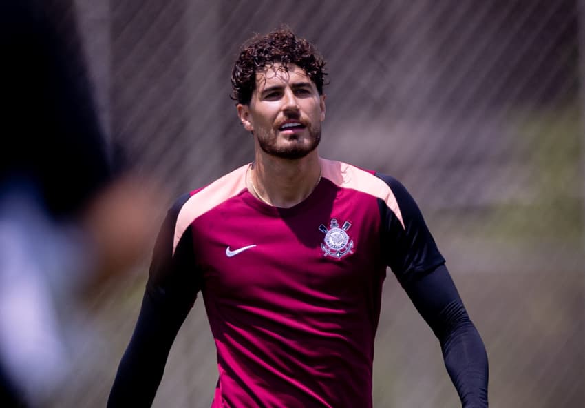 Pedro Raul marcou dois gols no treino (Foto: Rodrigo Coca/Agência Corinthians)