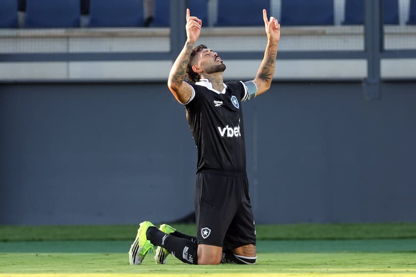 Alexander Barboza, zagueiro do Botafogo