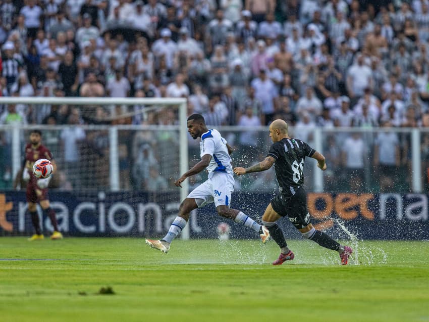 Avaí e Figueirense voltam a se enfrentar na Ressacada