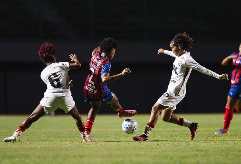 Bahia e Vitória se enfrentaram em Pituaçu pelo Brasileirão Feminino. (Letícia Martins/Bahia)