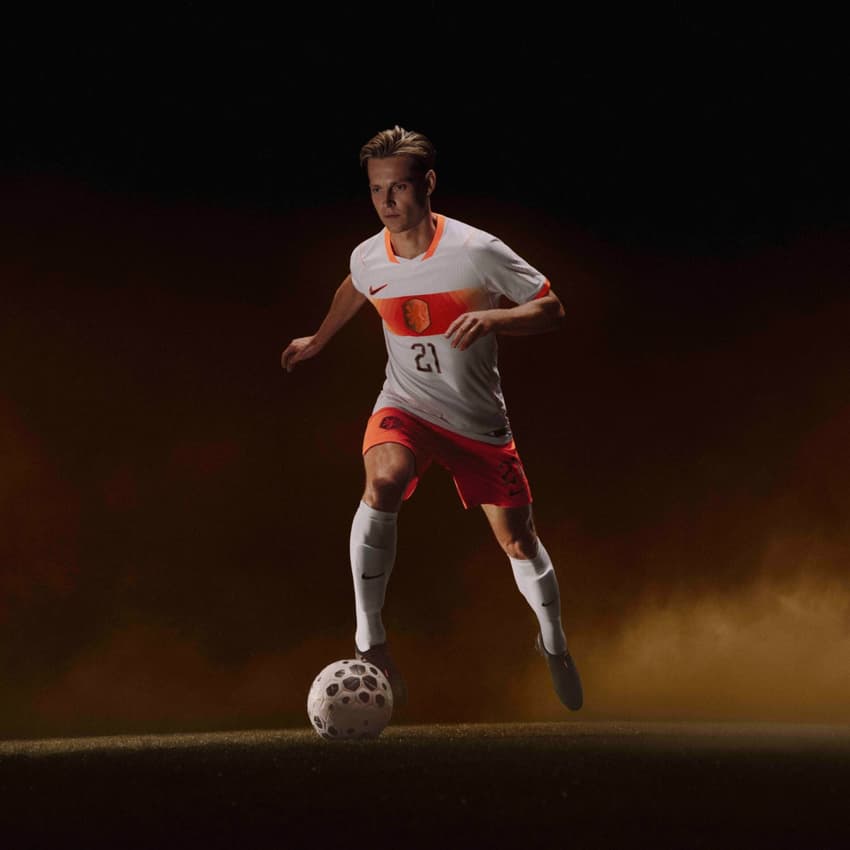 Nova camisa da Holanda (Foto: Reprodução)