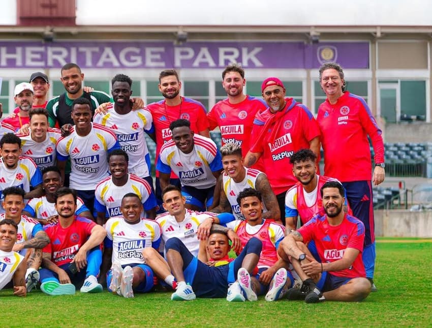 Carrascal, do Flamengo, durante treino da Colômbia (Foto: Divulgação/Colômbia)