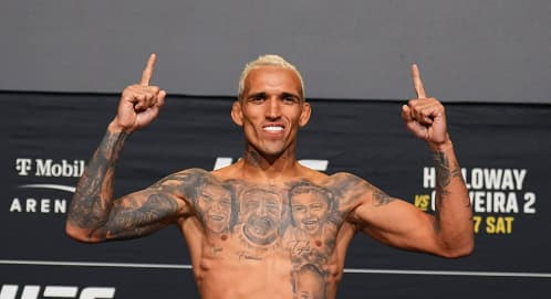 Charles do Bronx em pesagem do UFC 326 (Foto: Reprodução/Instagram/UFC Brasil)