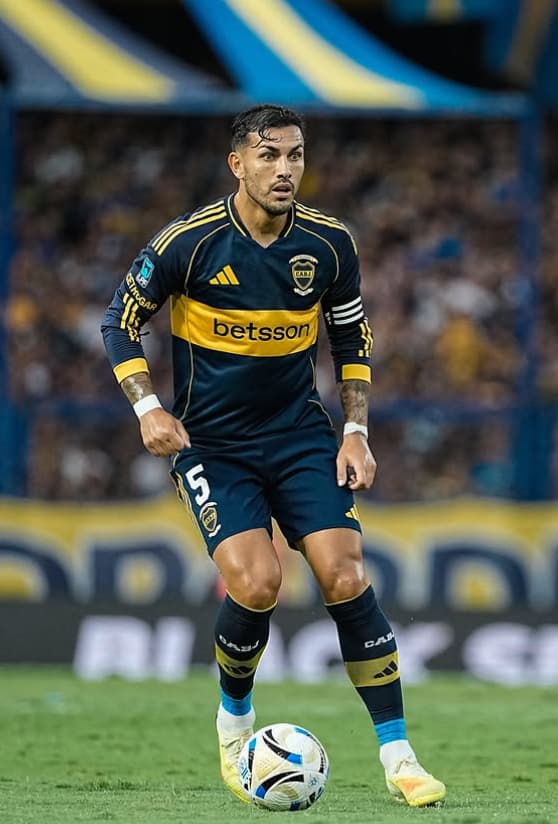 Paredes, jogador do Boca, adversário do Cruzeiro na Libertadores (Foto: Divulgação/Boca Juniors)